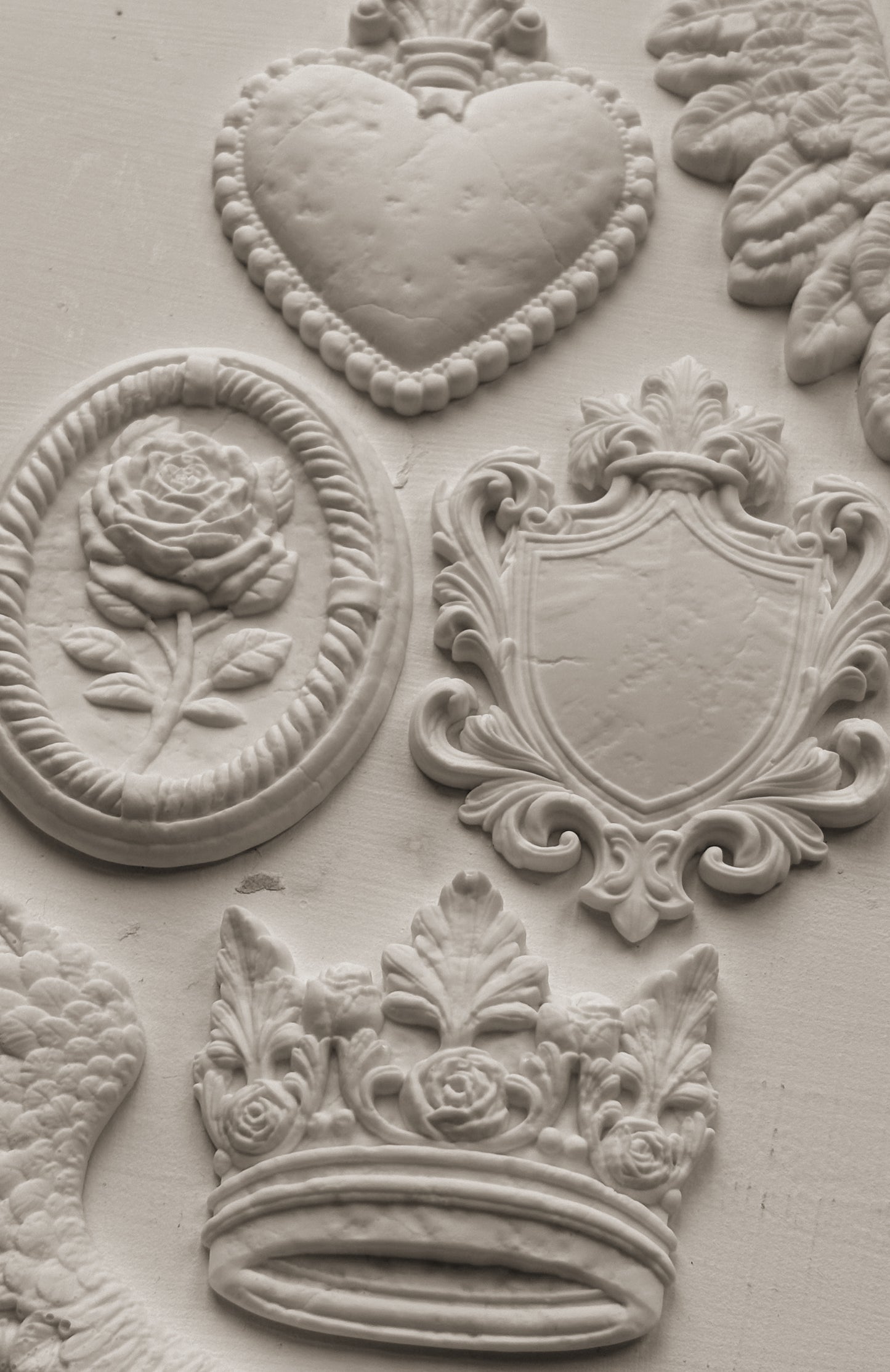 IOD Mould - Heraldry